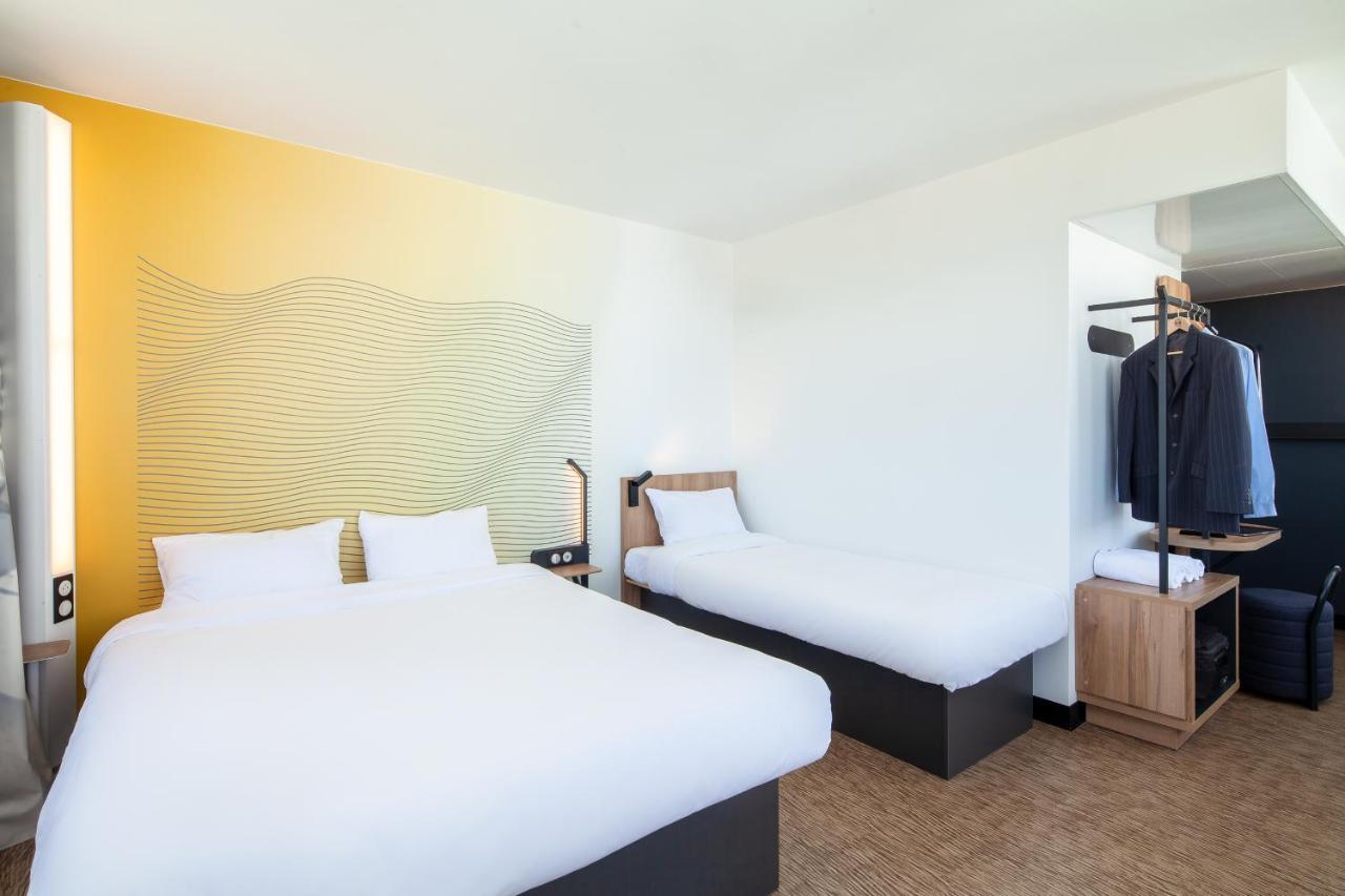 B&B Hotel Massy Gare Tgv Exterior foto