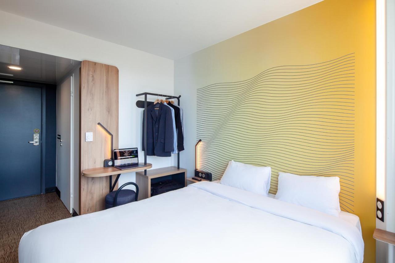 B&B Hotel Massy Gare Tgv Exterior foto